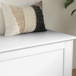 Coffre Cedwyn Rangement Bois Blanc Grand Espace Siège Stable 80x40x45 cm