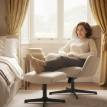 Fauteuil Eles lounge rembourré avec pouf dossier haut métal beige