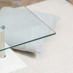 Table basse Belea moderne verre et bois blanc
