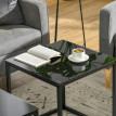 Table d’appoint Enara design moderne verre noir